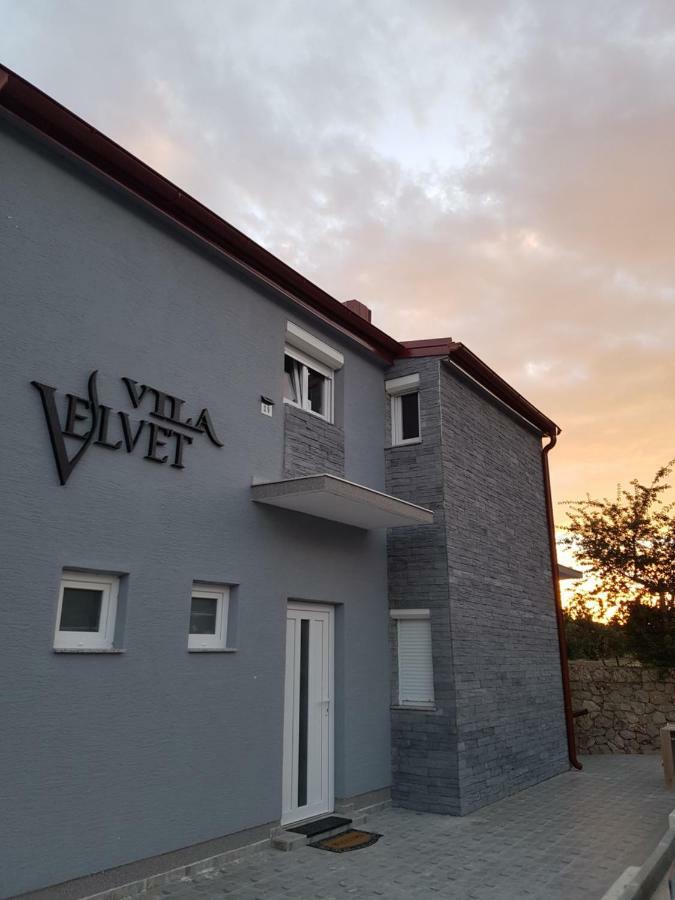 Отель Vila Velvet Стариград-Пакленица Экстерьер фото